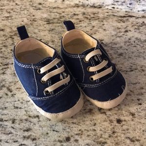 🧨 SALE 🧨💙 Old Navy Sneaker 💙